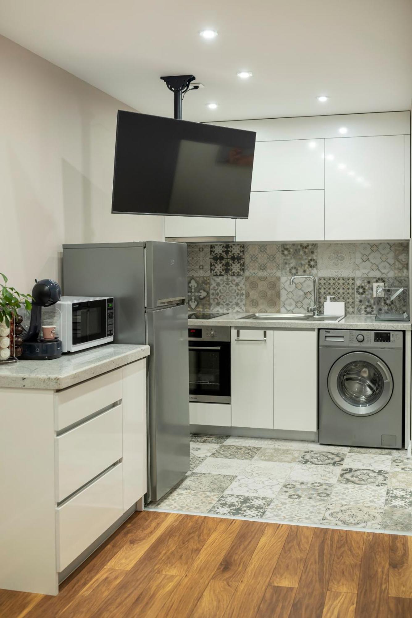 Mdm Apartment City Center Felicita Deluxe Ruse Exterior photo